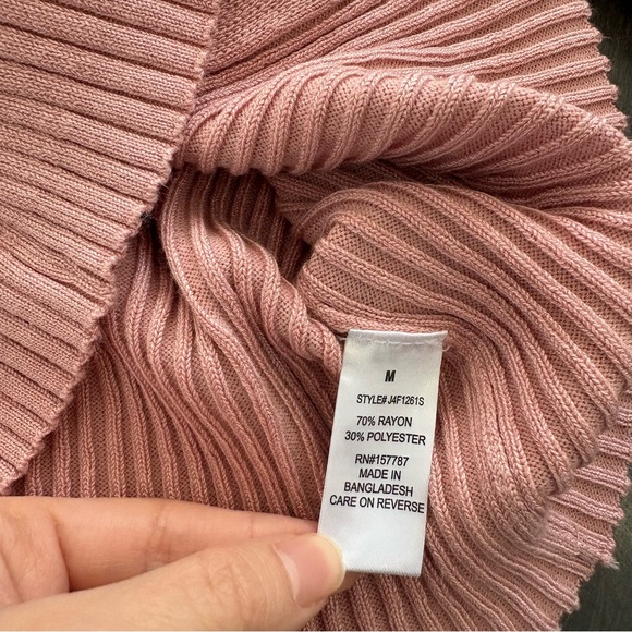 Fashion Nova Pink Ribbed Knit Cropped Cardigan Button Front Valentines Day - Picture 6 of 8